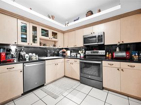 9341 E Bay Harbor Dr 3D, Bay Harbor Islands FL 33154