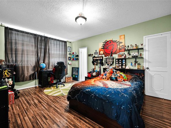 9341 E Bay Harbor Dr 3D, Bay Harbor Islands FL 33154