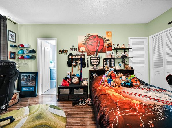 9341 E Bay Harbor Dr 3D, Bay Harbor Islands FL 33154