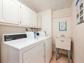 9341 E Bay Harbor Dr 3D, Bay Harbor Islands FL 33154
