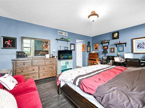 9341 E Bay Harbor Dr 3D, Bay Harbor Islands FL 33154