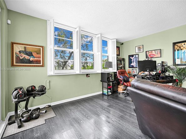9341 E Bay Harbor Dr 3D, Bay Harbor Islands FL 33154