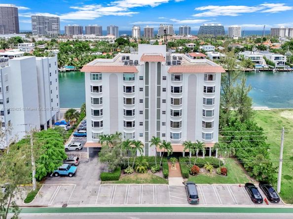 9341 E Bay Harbor Dr 3D, Bay Harbor Islands FL 33154