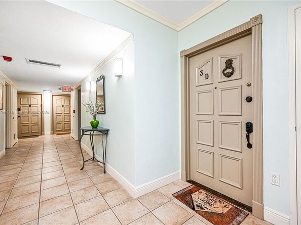 9341 E Bay Harbor Dr 3D, Bay Harbor Islands FL 33154