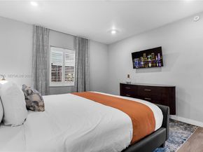 8101 Harding Ave, Miami Beach FL 33141