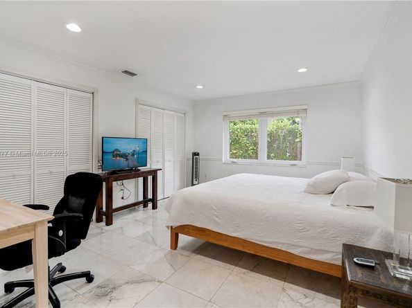 1211 Hardee Rd, Coral Gables FL 33146