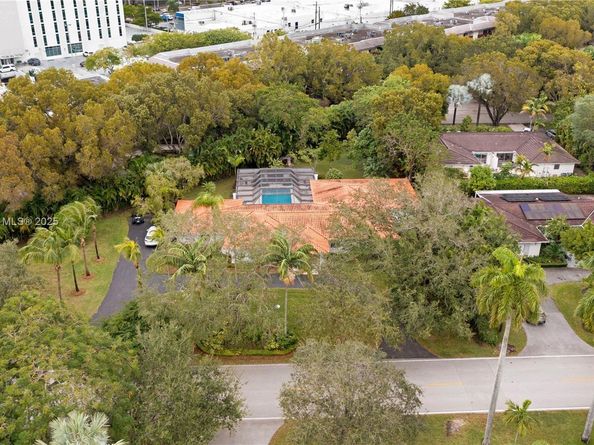 1211 Hardee Rd, Coral Gables FL 33146