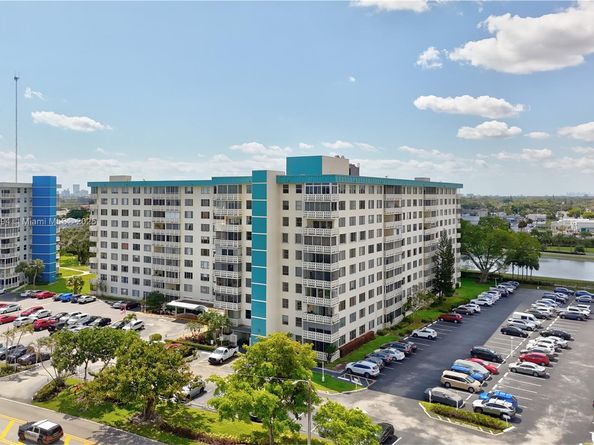 4330 Hillcrest Dr 807, Hollywood FL 33021