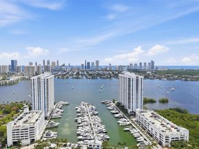 17301 Biscayne Blvd 1905, North Miami Beach FL 33160