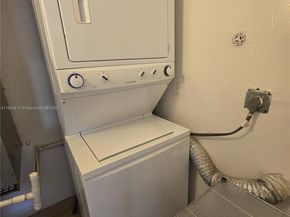 2775 W 61st St 203, Hialeah FL 33016