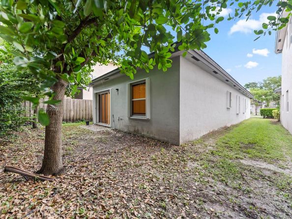 236 SE 32nd Ave, Homestead FL 33033