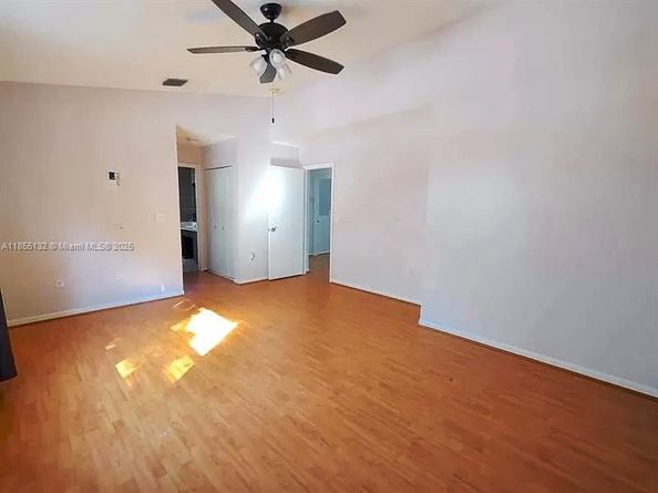 15472 NW 12th Ct, Pembroke Pines FL 33028