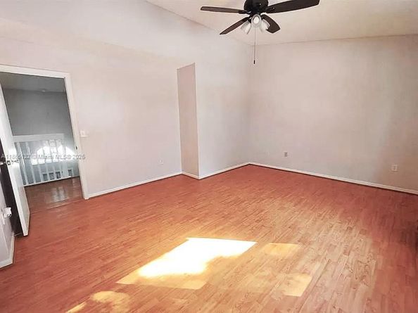 15472 NW 12th Ct, Pembroke Pines FL 33028