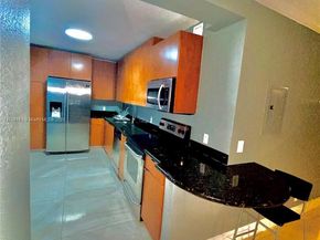 401 69th St 711, Miami Beach FL 33141