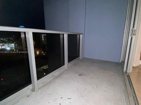 401 69th St 711, Miami Beach FL 33141