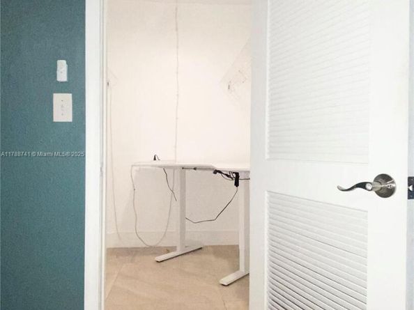 401 69th St 711, Miami Beach FL 33141