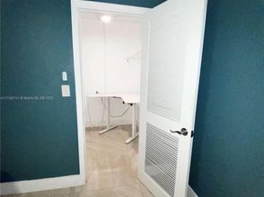 401 69th St 711, Miami Beach FL 33141