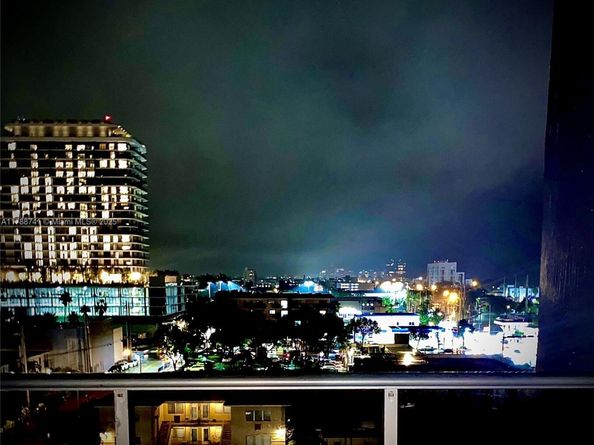 401 69th St 711, Miami Beach FL 33141