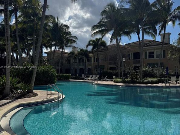 3020 NW 125th Ave 417, Sunrise FL 33323