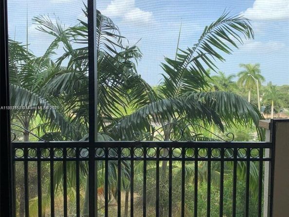 3020 NW 125th Ave 417, Sunrise FL 33323