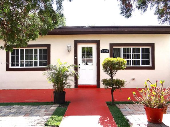 2158 NW 100th St, Miami FL 33147