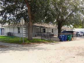 2158 NW 100th St, Miami FL 33147