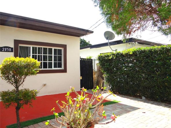 2158 NW 100th St, Miami FL 33147
