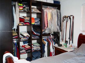 2158 NW 100th St, Miami FL 33147