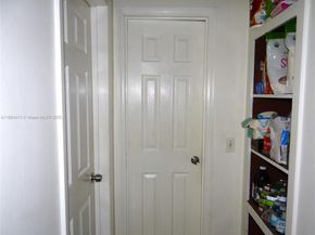 2158 NW 100th St, Miami FL 33147