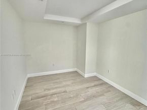 45 SW 9th St 3404, Miami FL 33130