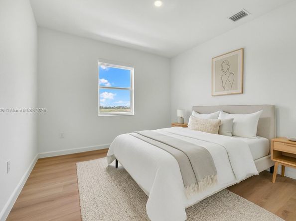 14888 SW 163rd Ter, Miami FL 33187