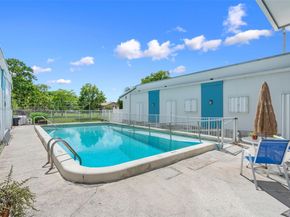 11640 NW 39th St 4, Coral Springs FL 33065