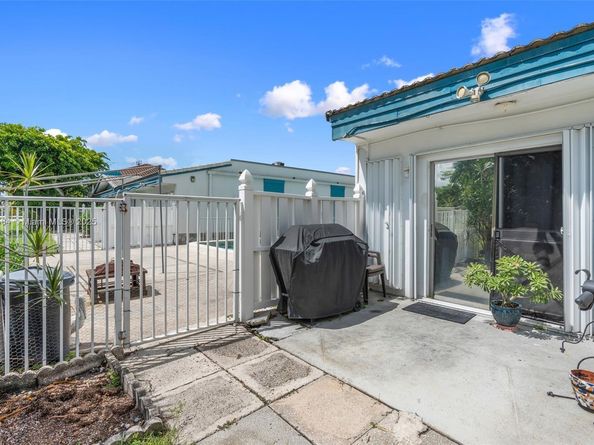 11640 NW 39th St 4, Coral Springs FL 33065