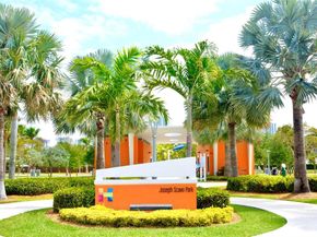 1001 Three Islands Blvd 34, Hallandale Beach FL 33009