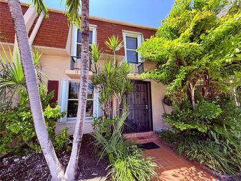 1001 Three Islands Blvd