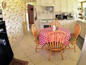 5516 Arthur St, Hollywood FL 33021