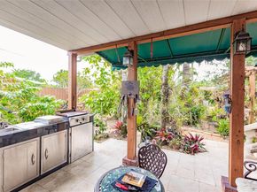 6250 SW 19th St, Miami FL 33155