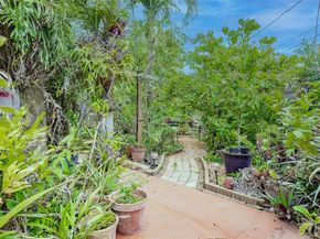 6250 SW 19th St, Miami FL 33155