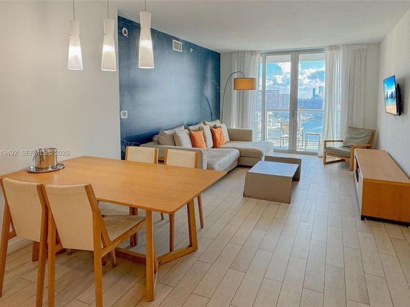 2602 E Hallandale Beach Blvd R1807, Hallandale Beach FL 33009