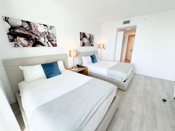 2602 E Hallandale Beach Blvd R1807, Hallandale Beach FL 33009