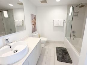 2602 E Hallandale Beach Blvd R1807, Hallandale Beach FL 33009