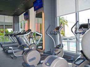 2602 E Hallandale Beach Blvd R1807, Hallandale Beach FL 33009