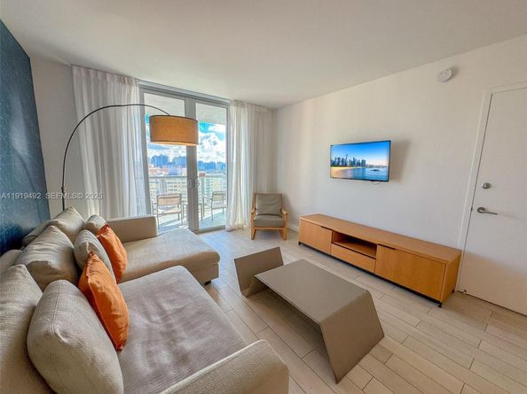 2602 E Hallandale Beach Blvd R1807, Hallandale Beach FL 33009