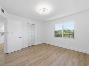 800 SW 125th Way 312O, Pembroke Pines FL 33027