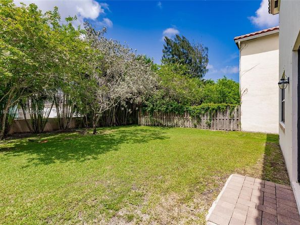 3809 Aspen Leaf Dr, Boynton Beach FL 33436