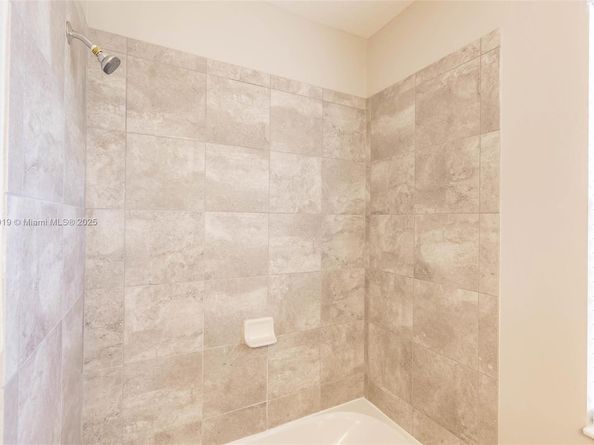 3809 Aspen Leaf Dr, Boynton Beach FL 33436