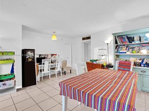 1780 NE 191st St 2052, Miami FL 33179