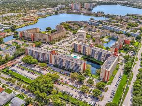 1780 NE 191st St 2052, Miami FL 33179