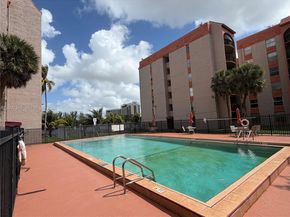 5201 NW 7th St 104, Miami FL 33126