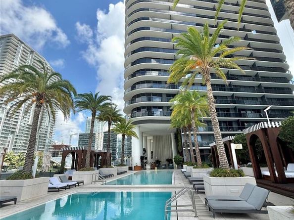 801 S Miami Ave 5209, Miami FL 33130